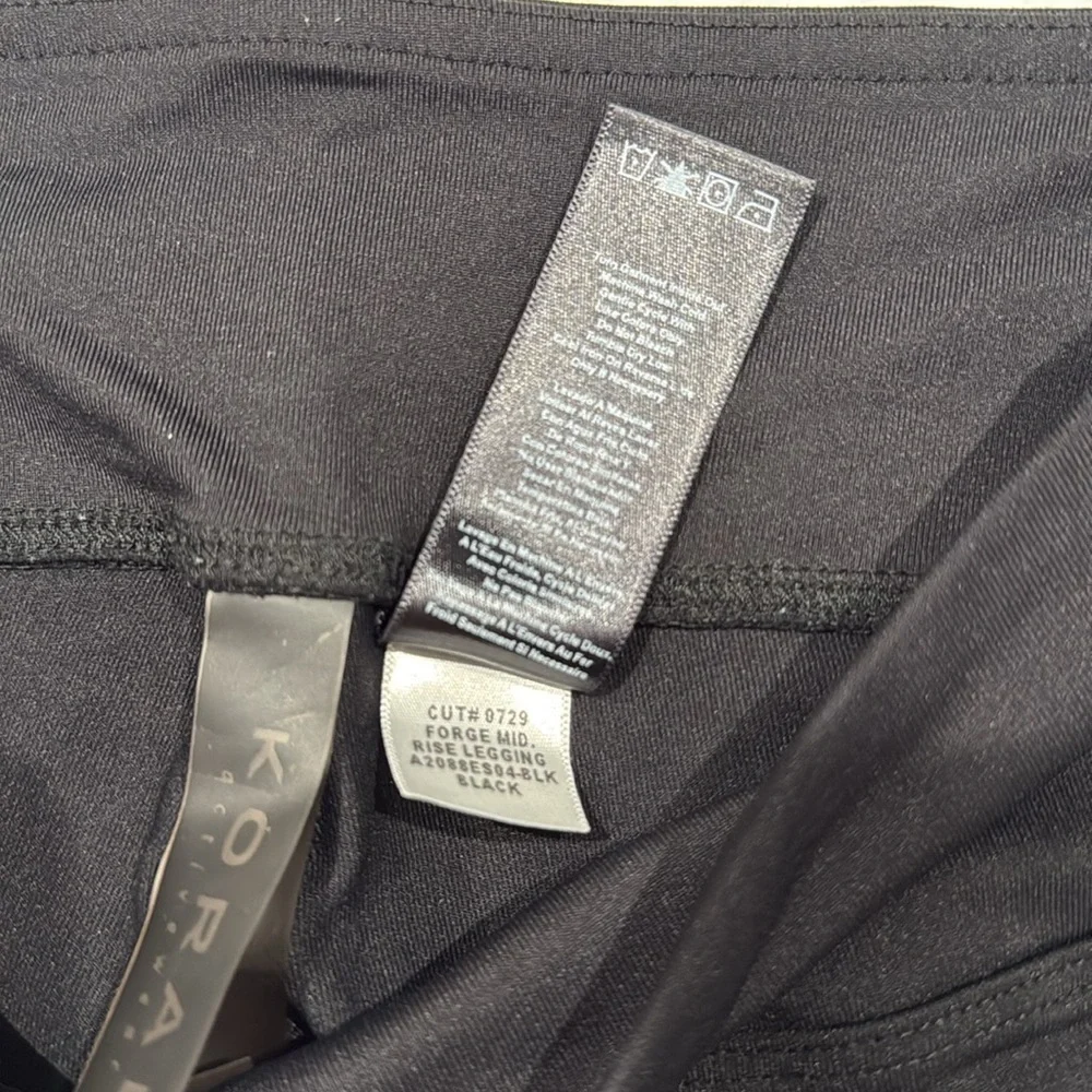 Koral Forge Mid‎ Rise Athletic Legging